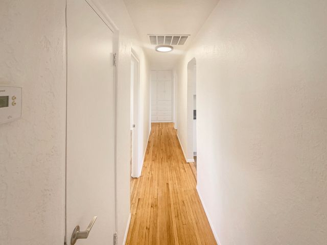 916 DAKOTA Street SE, Albuquerque, NM 87108