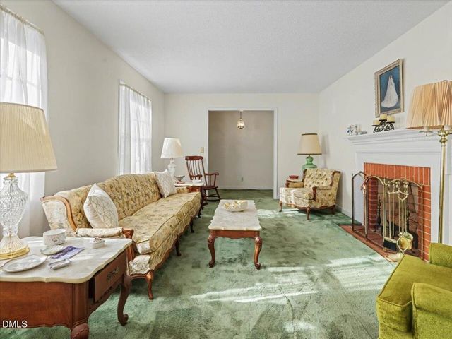 1006 Cuscowilla, Cary, NC 27511