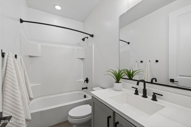 9841 E SATELLITE Drive, Mesa, AZ 85212