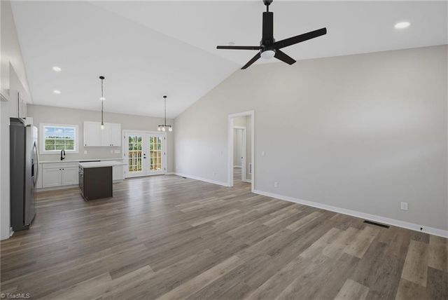 7950 US Highway 29 Bus, Reidsville, NC 27320