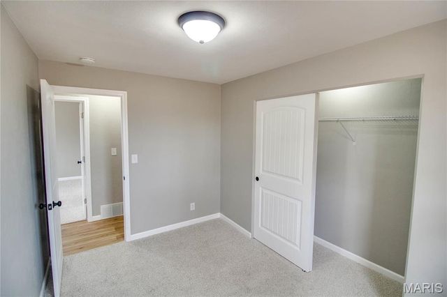 429 Oak Street, East Alton, IL 62024