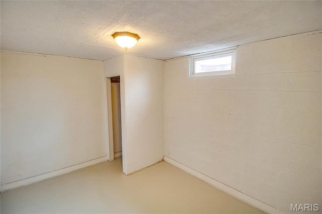 429 Oak Street, East Alton, IL 62024
