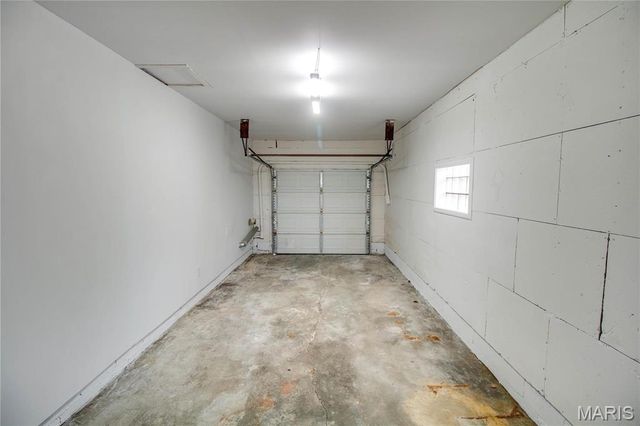 429 Oak Street, East Alton, IL 62024