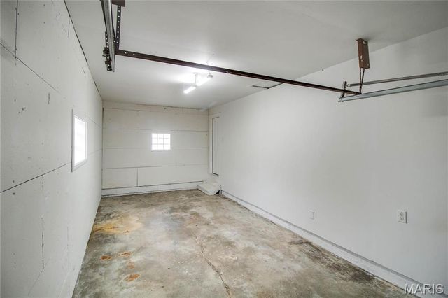 429 Oak Street, East Alton, IL 62024