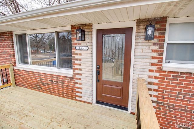 429 Oak Street, East Alton, IL 62024