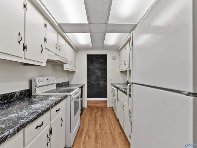 908 Speake Road NW, Huntsville, AL 35816