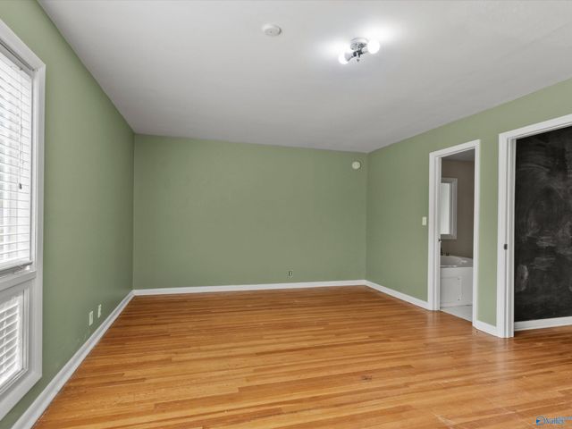 908 Speake Road NW, Huntsville, AL 35816