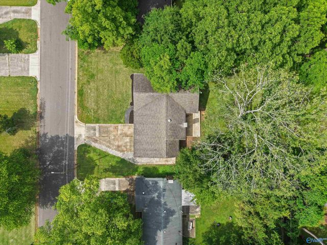 908 Speake Road NW, Huntsville, AL 35816