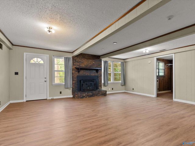 908 Speake Road NW, Huntsville, AL 35816