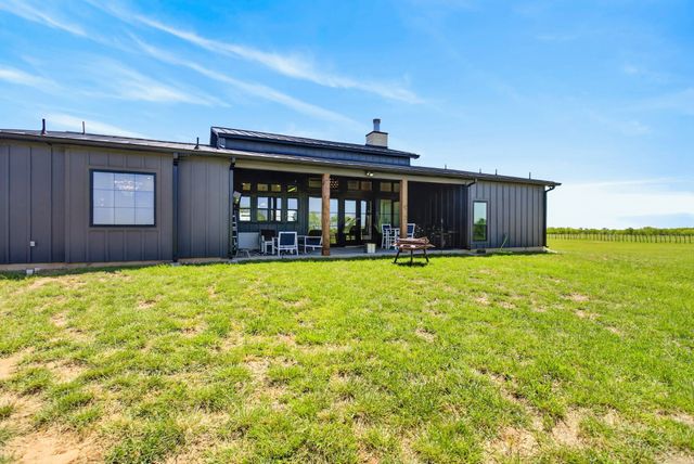 6384 US HWY 281 S, Jacksboro, TX 76458