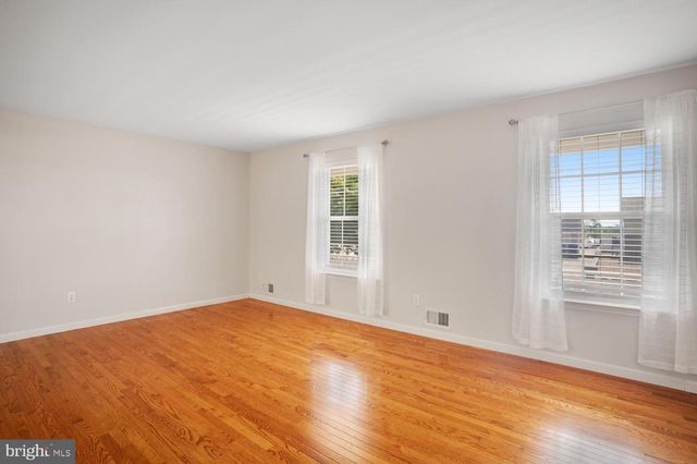 20 OCEAN BLVD, Little Egg Harbor Twp, NJ 08087