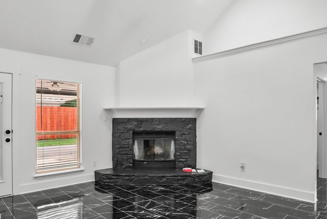 923 Short Line Boulevard, Midlothian, TX 76065