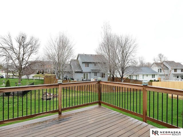 7033 S 163rd Street, Omaha, NE 68136