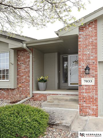 7033 S 163rd Street, Omaha, NE 68136