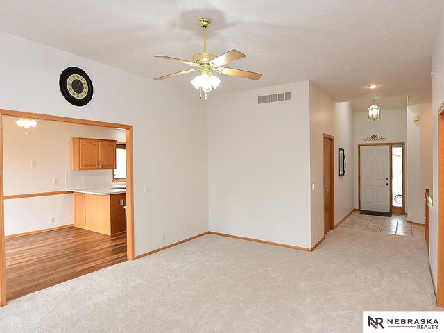 7033 S 163rd Street, Omaha, NE 68136
