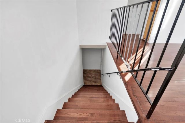 1216 S Cypress Avenue E, Ontario, CA 91762