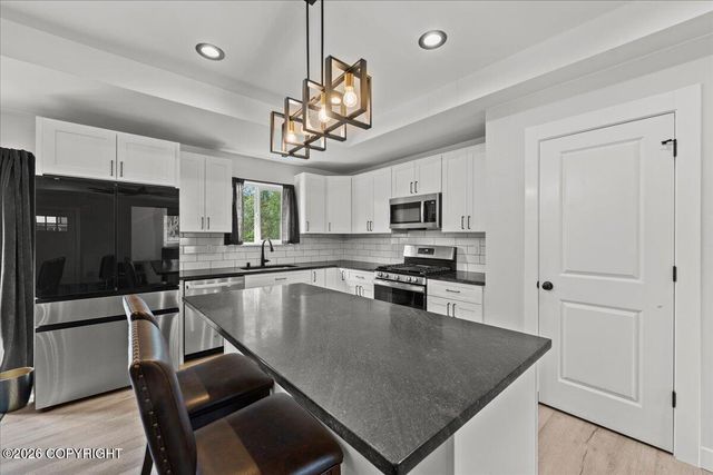 8089 W Aurora Heights Loop, Wasilla, AK 99654