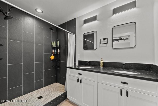8089 W Aurora Heights Loop, Wasilla, AK 99654