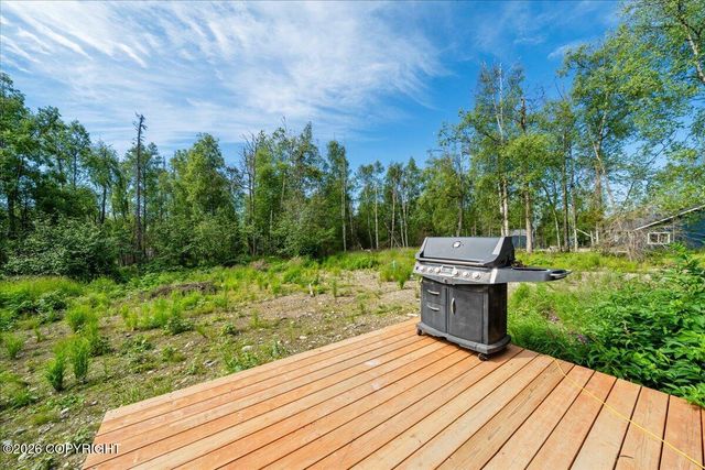 8089 W Aurora Heights Loop, Wasilla, AK 99654