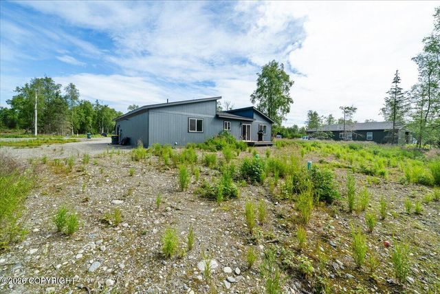 8089 W Aurora Heights Loop, Wasilla, AK 99654
