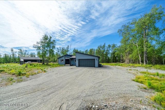 8089 W Aurora Heights Loop, Wasilla, AK 99654