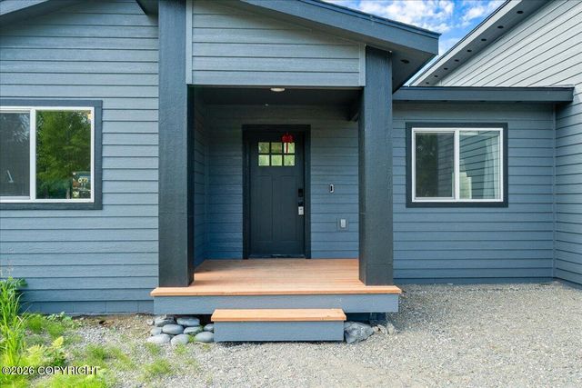 8089 W Aurora Heights Loop, Wasilla, AK 99654