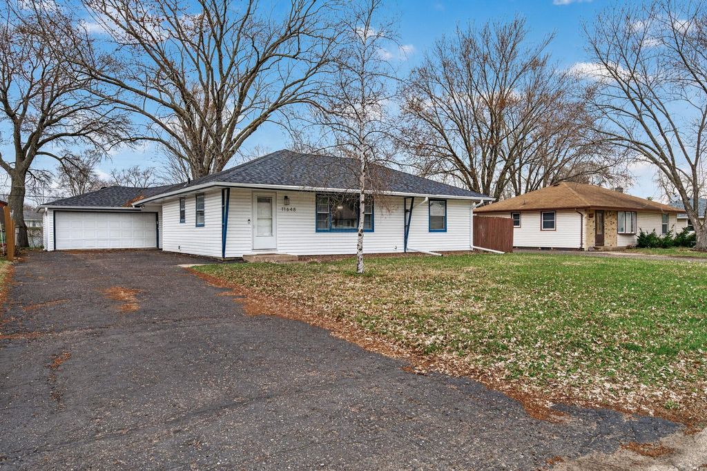 11648 Ilex Street NW, Coon Rapids, MN 55448