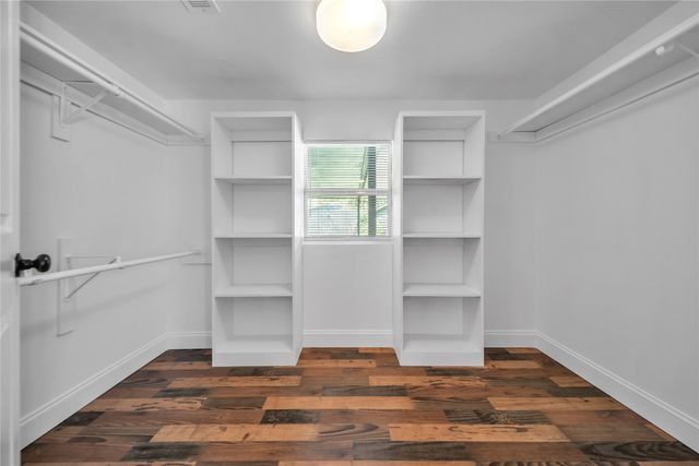 2507 Emmett Street, Dallas, TX 75211