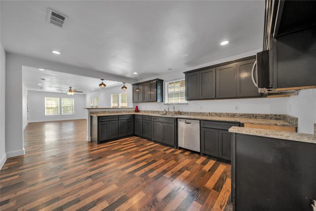 2507 Emmett Street, Dallas, TX 75211