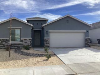 116 Sarah Trail, Santa Teresa, NM 88008