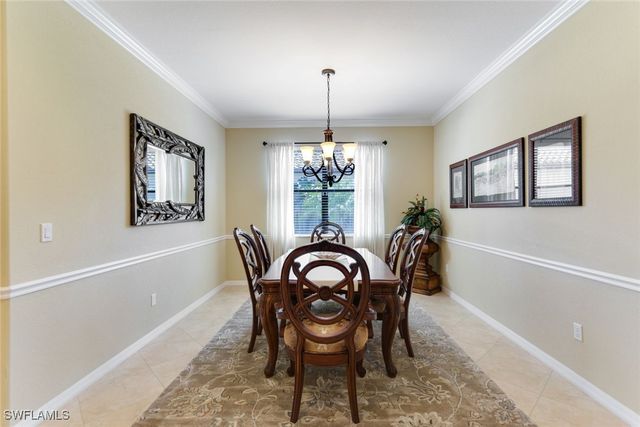 3917 Sapphire WAY, Naples, FL 34114