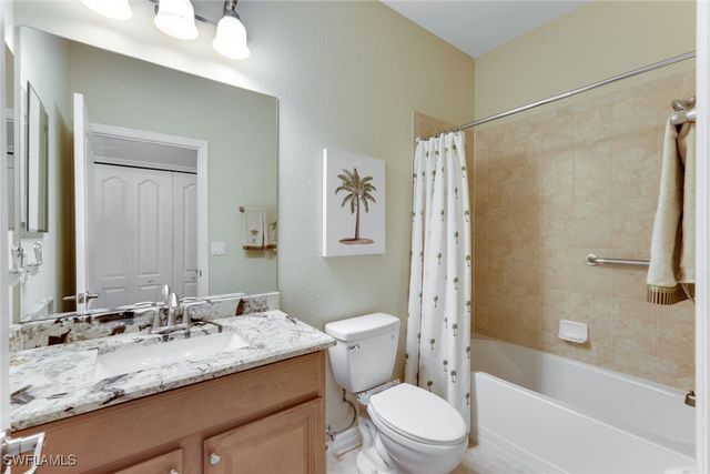 3917 Sapphire WAY, Naples, FL 34114
