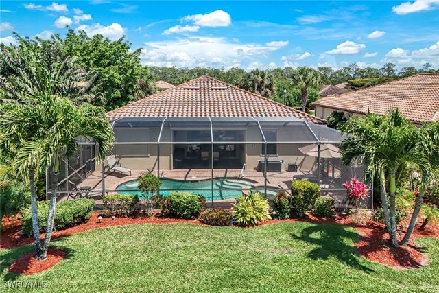 3917 Sapphire WAY, Naples, FL 34114