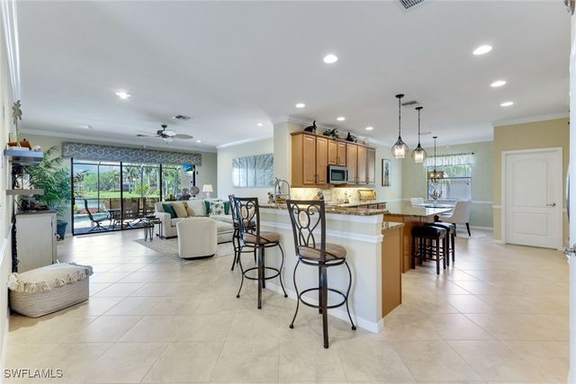 3917 Sapphire WAY, Naples, FL 34114