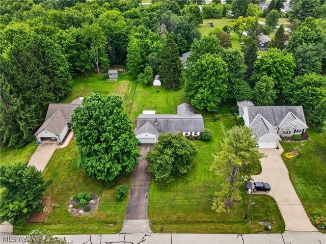 13091 Longwood Avenue, Burton, OH 44021