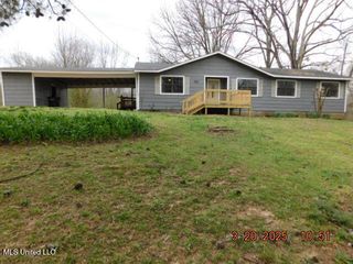 165 Christian College Road, Senatobia, MS 38668