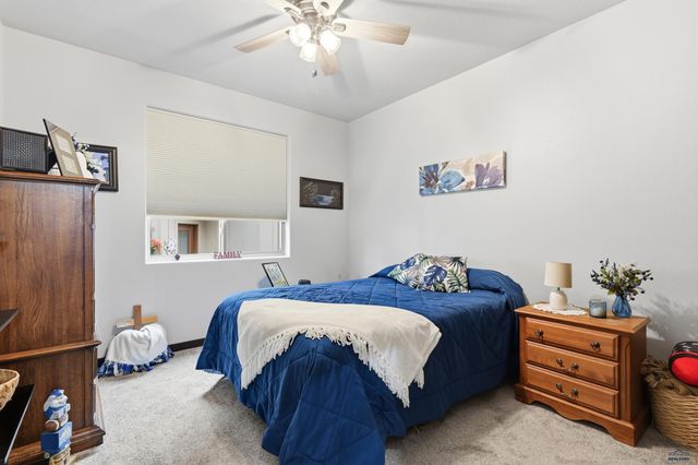 2829 HORIZON POINTE, Rapid City, SD 57701