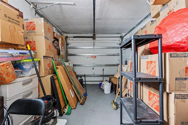 4871 NW 13th Ave, Deerfield Beach, FL 33064