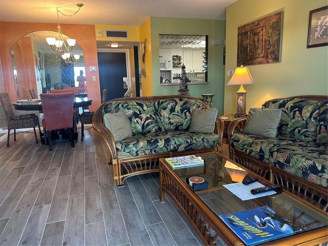 4900 BRITTANY DRIVE S 411, St Petersburg, FL 33715