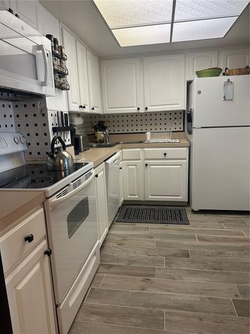 4900 BRITTANY DRIVE S 411, St Petersburg, FL 33715