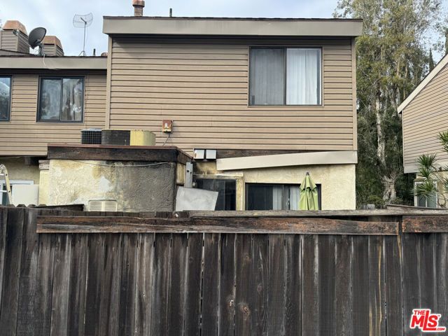 534 S Flower Circle, Orange, CA 92868