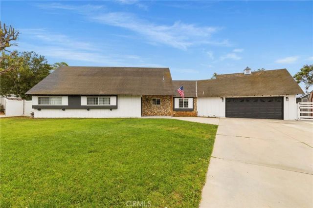 3330 Kips Korner Road, Norco, CA 92860