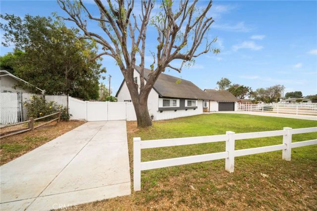 3330 Kips Korner Road, Norco, CA 92860