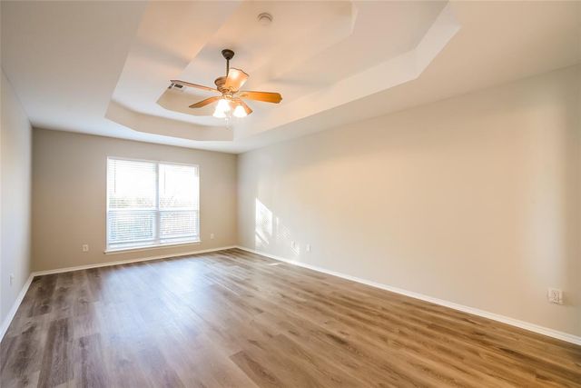 2100 NE 4th Street, Moore, OK 73160