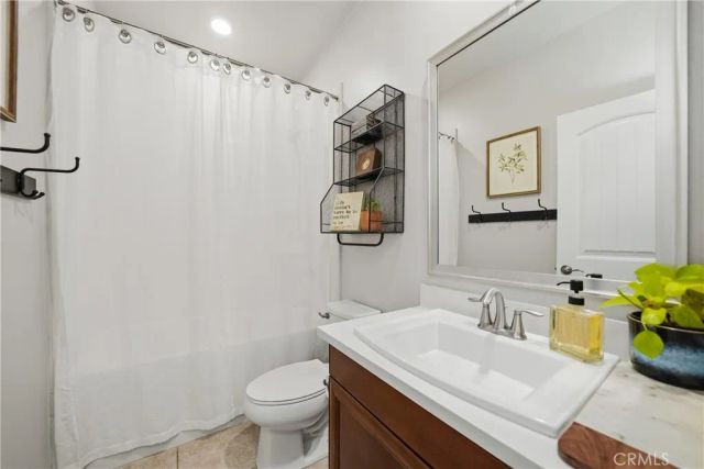 7664 Las Brisas Court, Eastvale, CA 92880