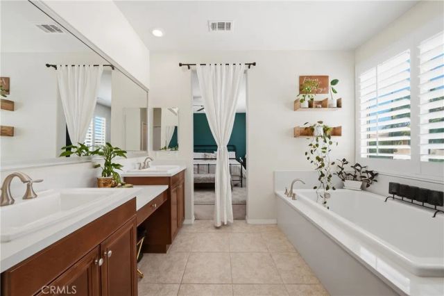 7664 Las Brisas Court, Eastvale, CA 92880