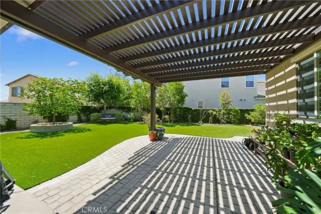 7664 Las Brisas Court, Eastvale, CA 92880