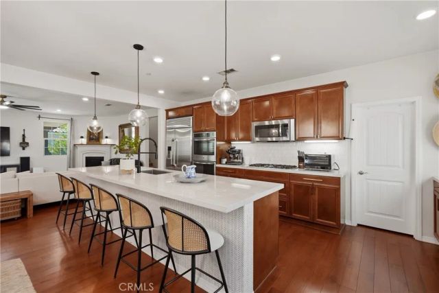 7664 Las Brisas Court, Eastvale, CA 92880