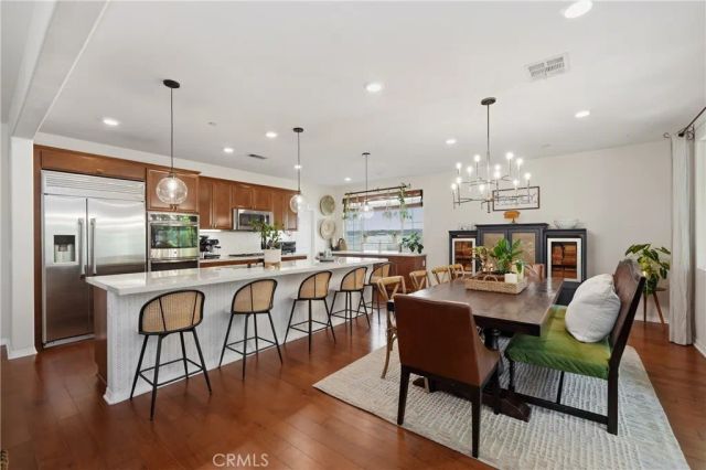 7664 Las Brisas Court, Eastvale, CA 92880