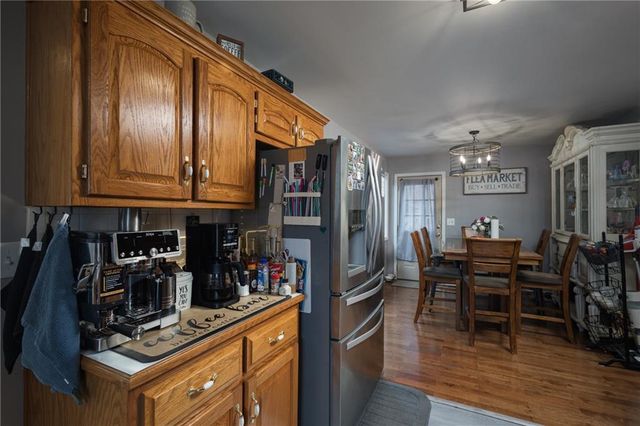 704 Oakwood Street, Harrisonville, MO 64701